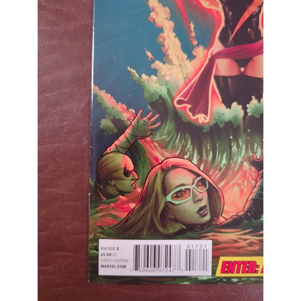 New Avengers #17 1:50 JTC Variant 2011 Ms. Marvel Joins Team‎ Enter the Phoenix
